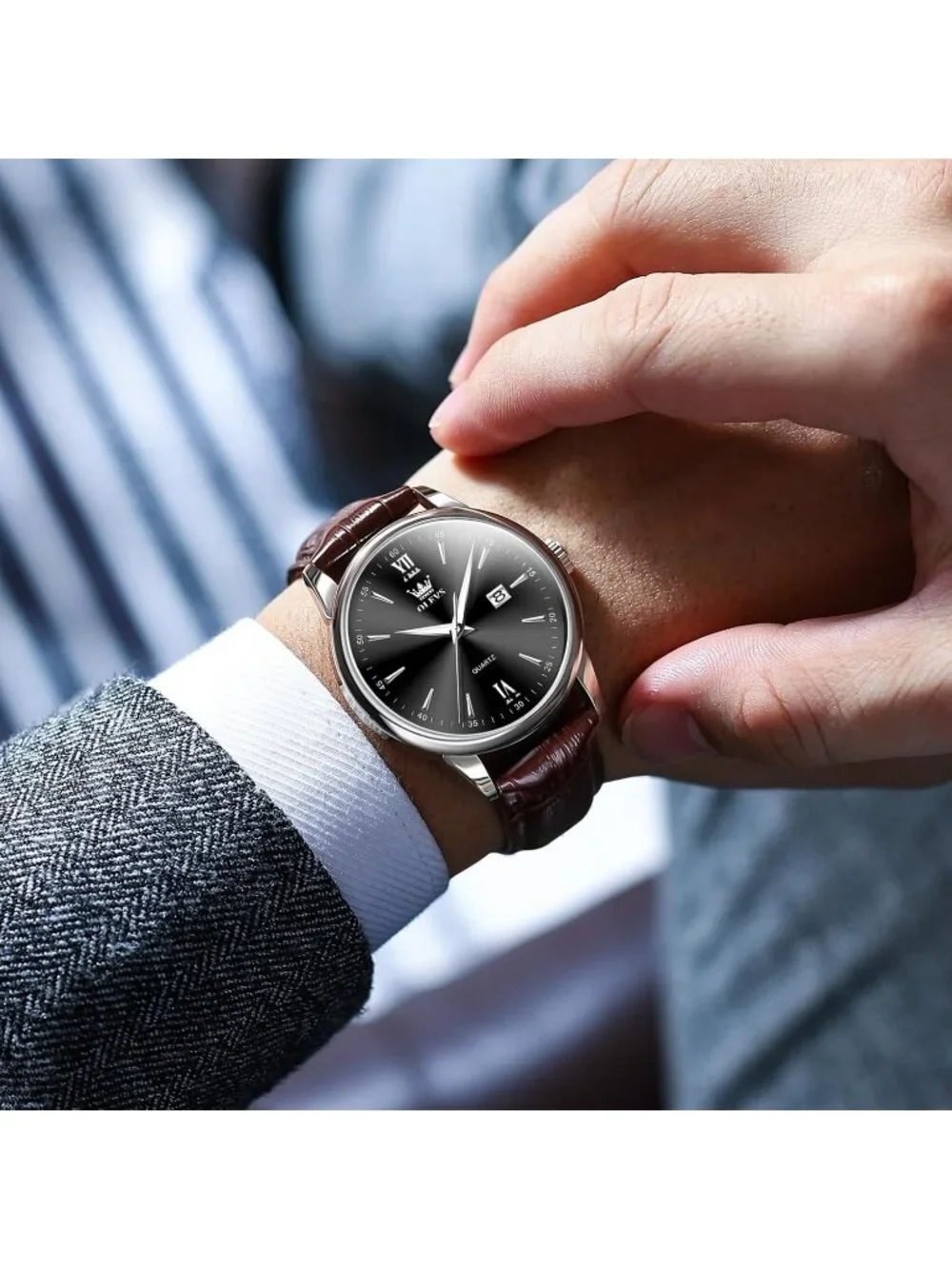 Men's Brown And Black Analog Quartz Stainless Steel Roman Numbers Classic Watch